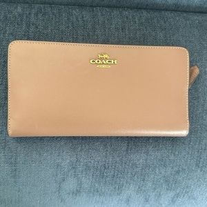 Coach Leather Skinny Wallet